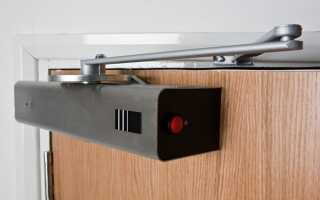 Как установить доводчик на пластиковую дверь самостоятельно