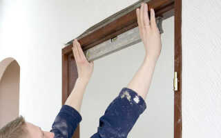 Устанавливаем дверную коробку своими руками