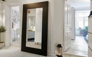 Можно ли вешать зеркало напротив входной двери: правила фен-шуй