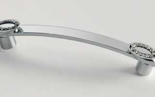 Варианты конструкций дверных ручек и их отличия, материалы которые подойдут для ванны и туалета