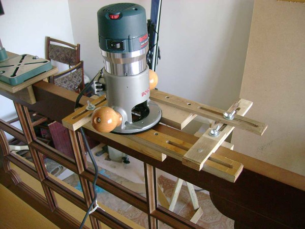 Врезка дверных петель фрезером