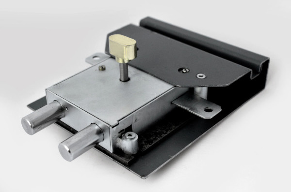 Ригельный замок