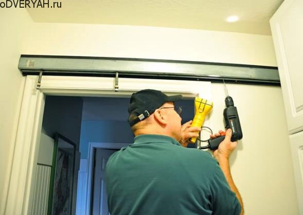 установка двери