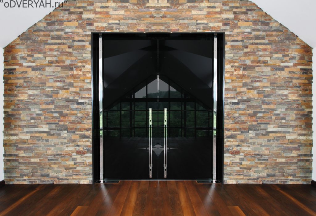 чёрная дверь