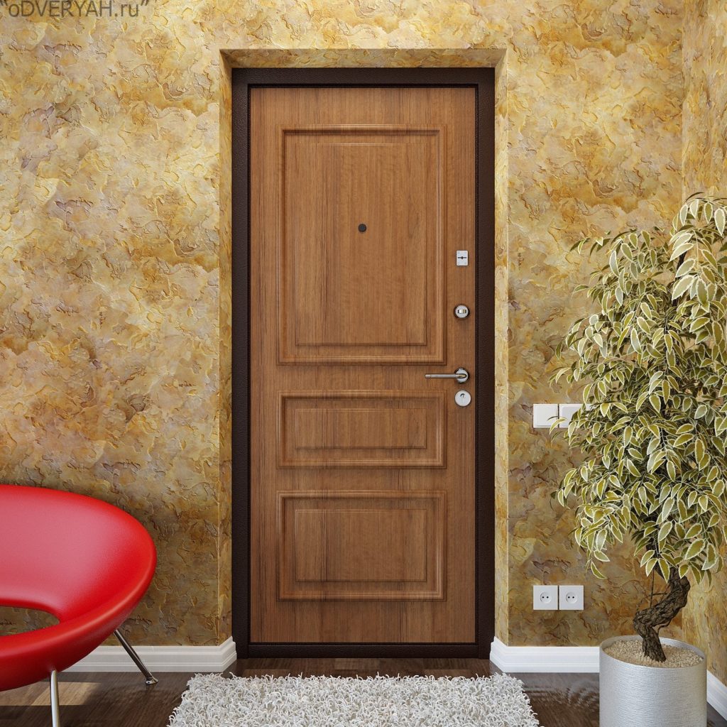 дверь из дерева