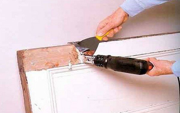 restavraciya-derevyannyx-dverej-svoimi-rukami