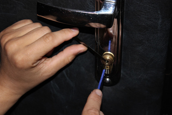 Аварийное вскрытие замка